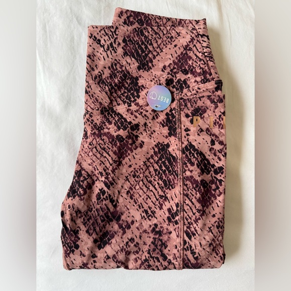 Victoria’s Secret PINK Leggings - Picture 3 of 3